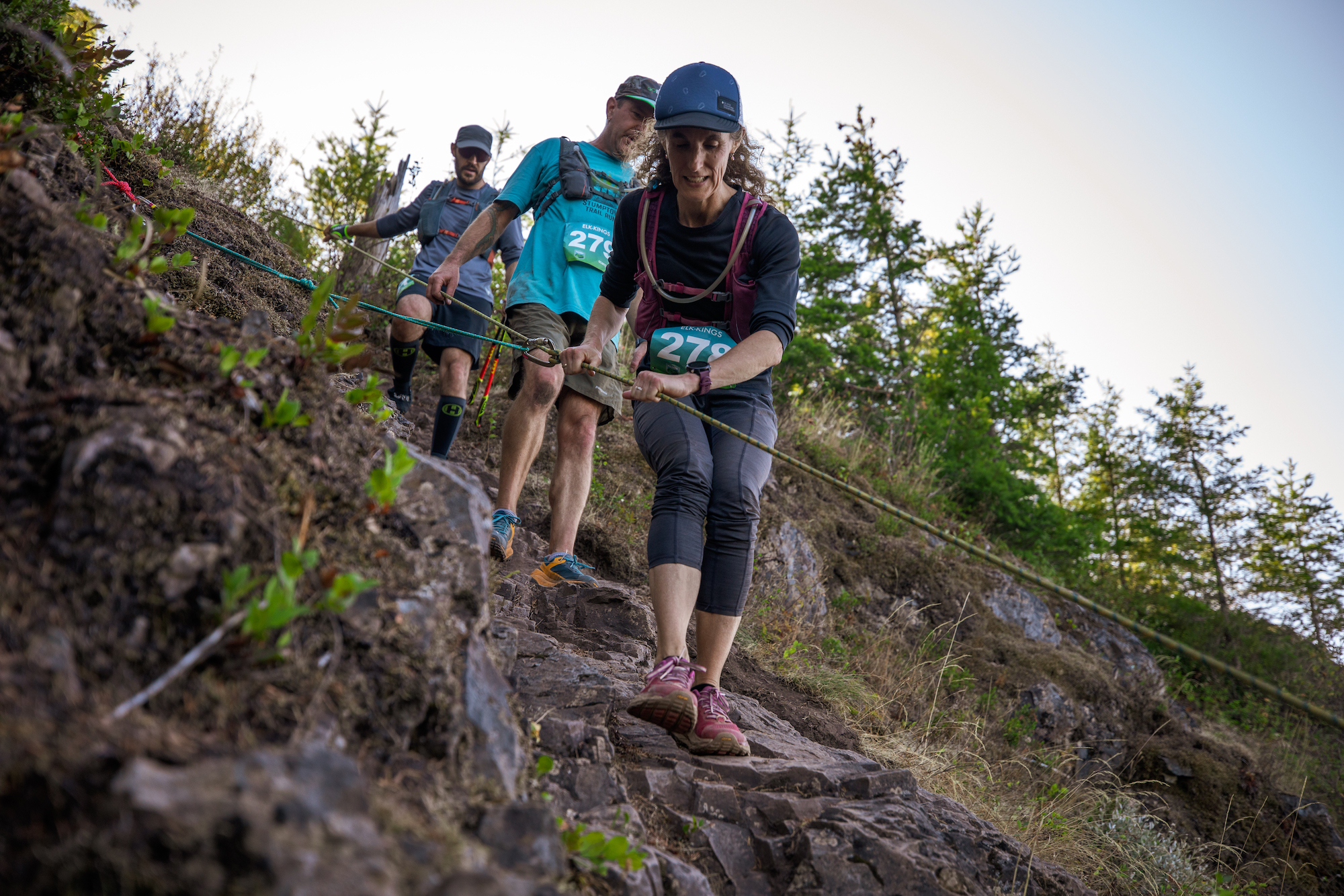 rope descent off Elk Mountain in the race